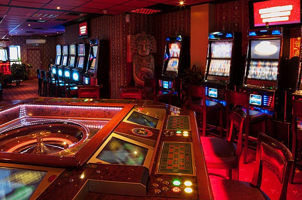 777luckyslot account dashboard showing payment options and game selection